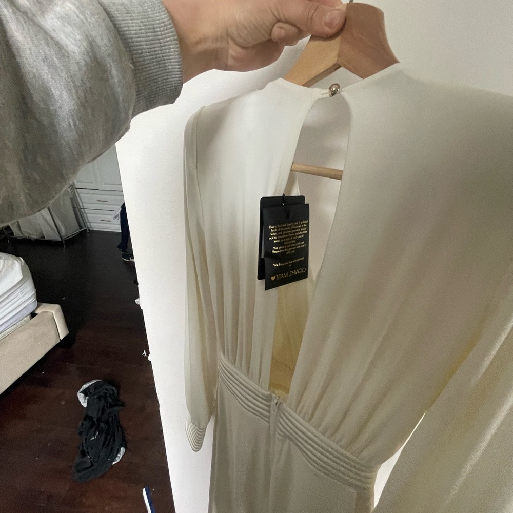 Elegant Cream Long Sleeve Dress